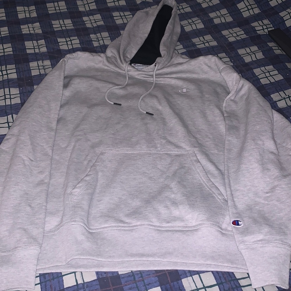 Champion fleece hoodie size L